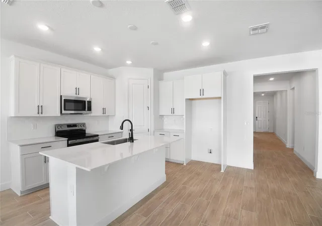 Photo 3 of Single family home for sale at 159 Waterstone Loop, Tavares, FL 32778 | MLS# S5127278 | Listing updated on 2026-10-07