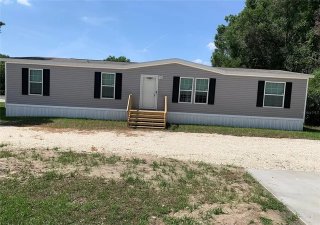 Manufactured home for sale at 9494 SE 144th Place, Summerfield, FL 34491 | MLS# TB8388219 | Listing updated on 2026-04-13
