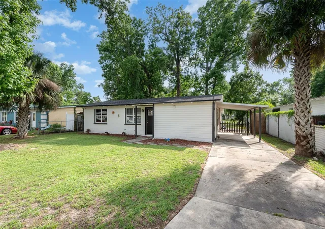 Homes for sale in Daytona Beach, FL | 121 Mason Park Dr, Daytona Beach, FL 32117 | MLS# G5097326