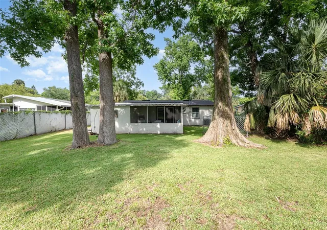 Homes for sale in Daytona Beach, FL | 121 Mason Park Dr, Daytona Beach, FL 32117 | MLS# G5097326