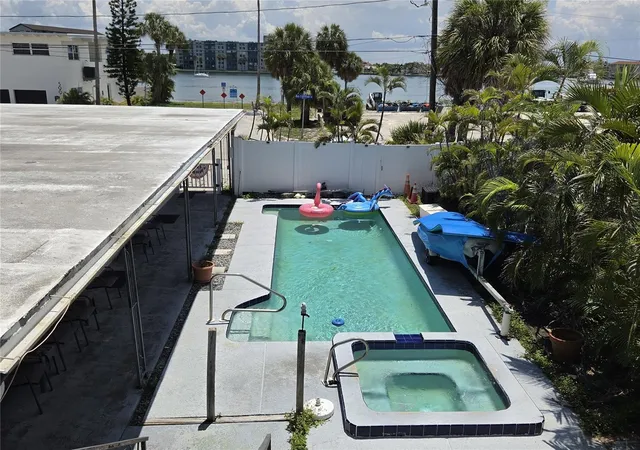 2nd image of 580 Bay Esplanade, Clearwater Beach, FL 33767 | MLS# TB8388512