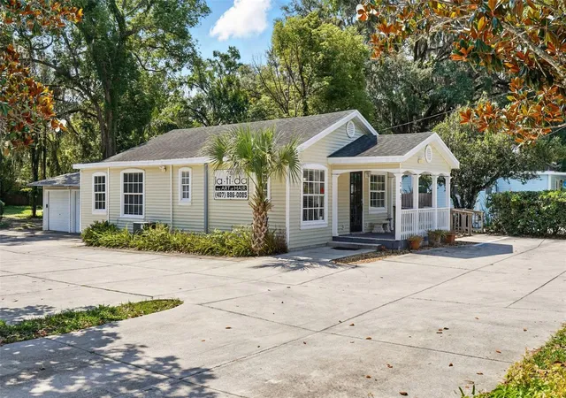 Homes for sale in Apopka, FL | 205 S Highland Ave, Apopka, FL 32703 | MLS# O6311056