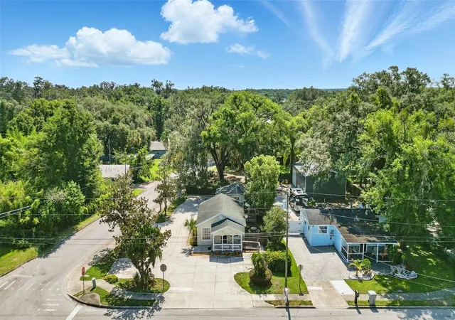 Homes for sale in Apopka, FL | 205 S Highland Ave, Apopka, FL 32703 | MLS# O6311056