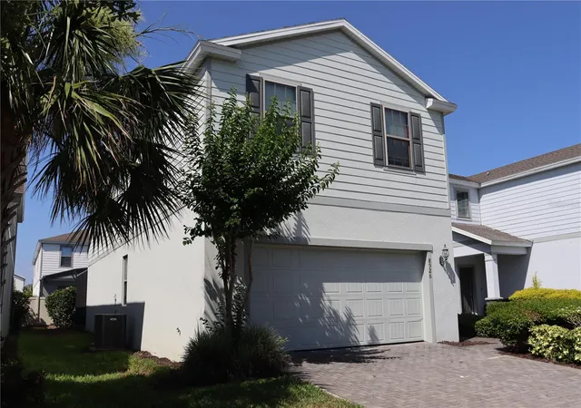 Photo 2 of Single family home for sale at 8926 Zurich Ln, Kissimmee, FL 34747 | MLS# O6311534 | Listing updated on 2026-10-15