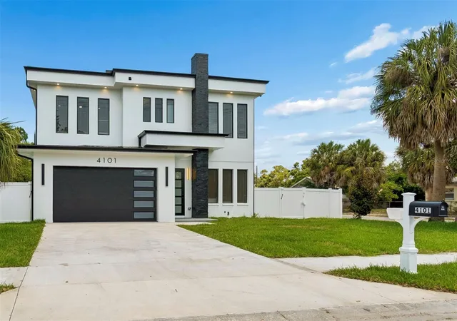 Homes for sale in Tampa, FL | 4101 W Mango Ave, Tampa, FL 33616 | MLS# TB8389545