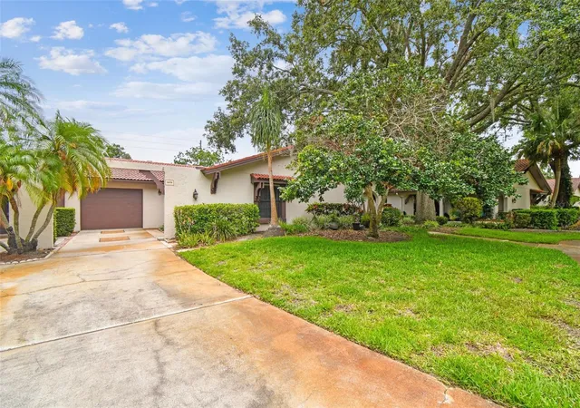 3rd image of 3476 Tarpon Woods Blvd, Palm Harbor, FL 34685 | MLS# TB8389932