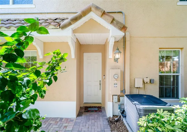 5th image of 191 Banyan Bay Dr, Saint Petersburg, FL 33705 | MLS# TB8389966