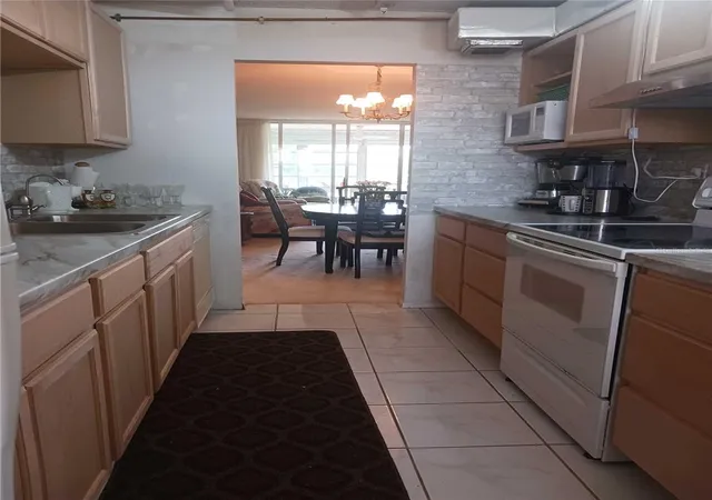 Photo 2 of Condo for sale at 2901 Nw 48Th Ave #367, LAUDERDALE LAKES, FL 33313 | MLS# TB8390088 | Listing updated on 2026-10-04