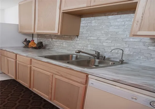 Photo 3 of Condo for sale at 2901 Nw 48Th Ave #367, Lauderdale Lakes, FL 33313 | MLS# TB8390088 | Listing updated on 2026-10-04