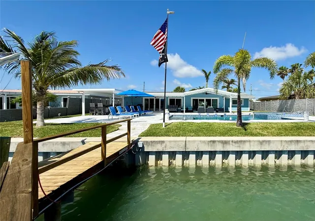 Photo 4 of Single family home for sale at 12300 4th Street E, Treasure Island, FL 33706 | MLS# TB8390151 | Listing updated on 2026-10-06