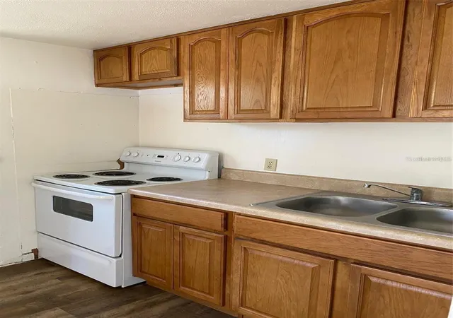 Listing Photo 2 - Condo for sale in building located at 5716 Kenwood Ave, NEW PORT RICHEY, FL 34652 - Unit #