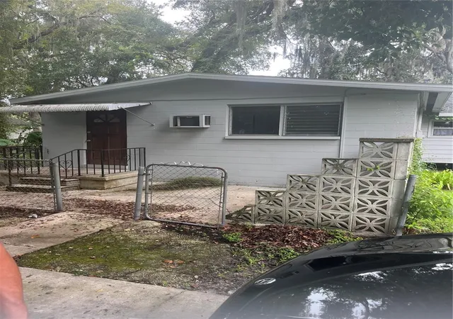 Listing Photo 4 - Condo for sale in building located at 5716 Kenwood Ave, NEW PORT RICHEY, FL 34652