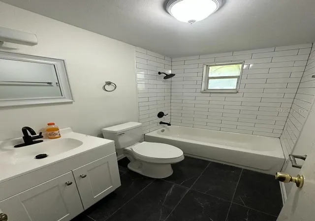 Listing Photo 5 - Condo for sale in building located at 5716 Kenwood Ave, NEW PORT RICHEY, FL 34652