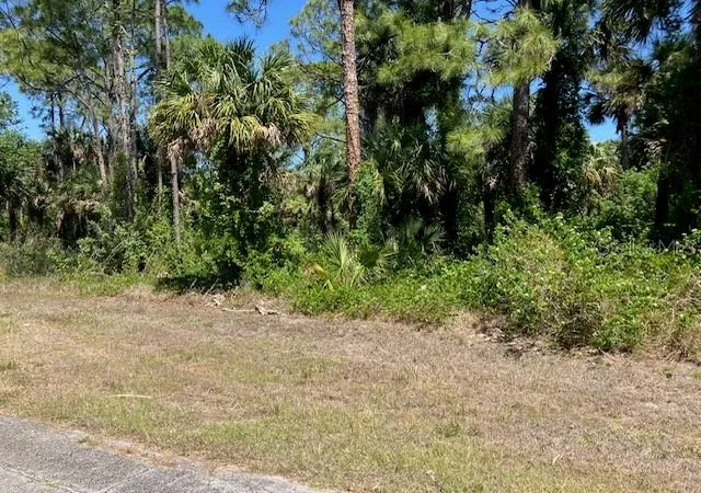 4th image of 5016 Treasure Ln, Labelle, FL 33935 | MLS# O6312798