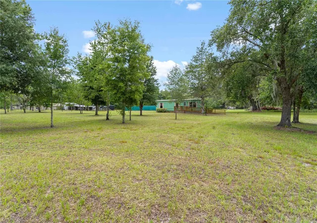 Homes for sale in Morriston, FL | 6850 Se 192nd Ct, Morriston, FL 32668 | MLS# OM702448