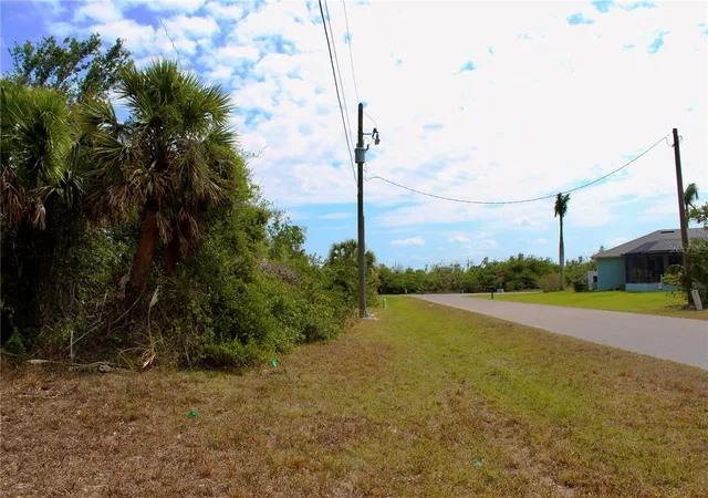 Photo 2 of Land for sale at 118 Cable Dr, Rotonda West, FL 33947 | MLS# C7510515 | Listing updated on 2026-03-31