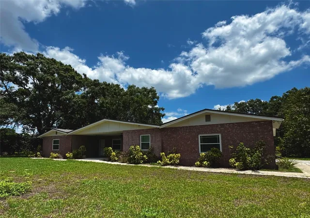 2nd image of 3419 Pearson Rd, Valrico, FL 33596 | MLS# TB8391009