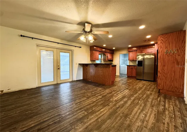 4th image of 3419 Pearson Rd, Valrico, FL 33596 | MLS# TB8391009