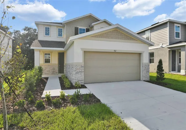 Photo 1 of Single family home for sale at 762 Lake Dell Ave, Dundee, FL 33838 | MLS# S5127914 | Listing updated on 2026-10-07