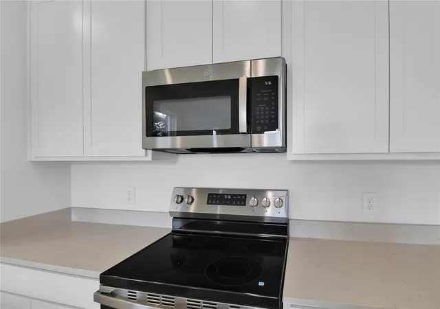 5th image of 762 Lake Dell Ave, Dundee, FL 33838 | MLS# S5127914