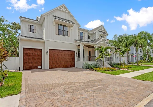 Photo 3 of Mansion for sale at 4208 W Vasconia St, Tampa, FL 33629 | MLS# TB8391380 | Listing updated on 2026-10-02