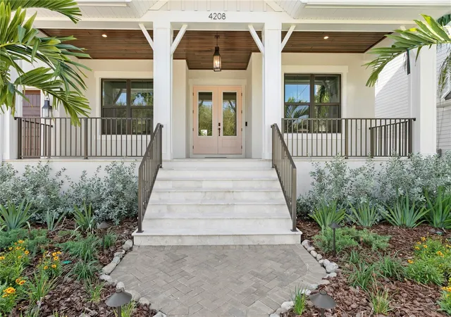 Photo 3 of Single family home for sale at 4208 W Vasconia St, Tampa, FL 33629 | MLS# TB8391380 | Listing updated on 2026-10-02