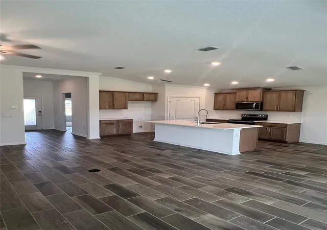 Homes for sale in Palm Coast, FL | 79 Green Circle, Palm Coast, FL 32164 | MLS# FC310097