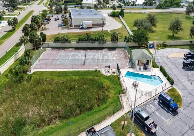 58th image of 644 Yardarm Dr #22, Apollo Beach, FL 33572 | MLS# TB8391410
