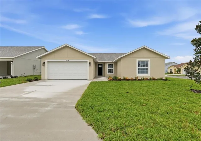 Photo 1 of Single family home for sale at 5926 Cormorant Ct, Lakeland, FL 33809 | MLS# L4953363 | Listing updated on 2026-10-14