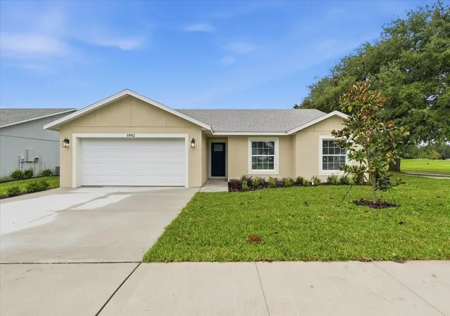 Single family home for sale at 5992 Teal Trl, LAKELAND, FL 33809 | MLS# L4953369
