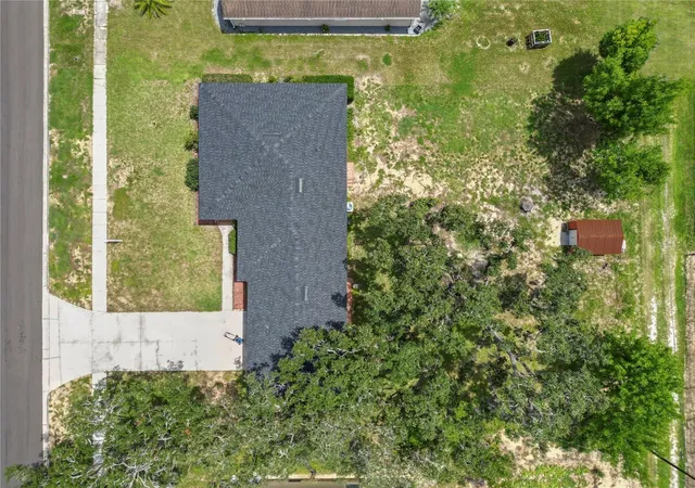 3rd image of 111 E Orange St, Davenport, FL 33837 | MLS# L4953381