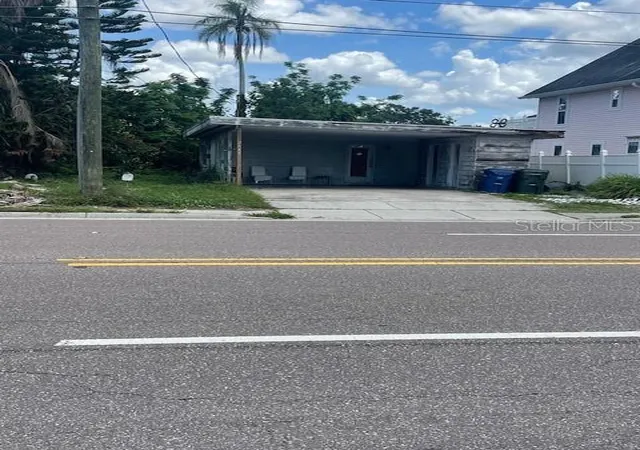 Photo 3 of Land for sale at 2445 Webber St, Sarasota, FL 34239 | MLS# A4654389 | Listing updated on 2026-04-09