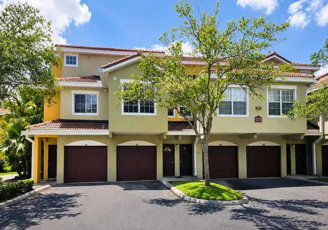Photo 1 of Condo for sale at 5711 Bentgrass Dr #19-203, Sarasota, FL 34235 | MLS# A4654485 | Listing updated on 2026-08-11
