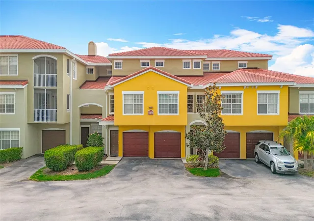 Photo 2 of Townhouse for sale at 5459 Bentgrass Dr #2-116, Sarasota, FL 34235 | MLS# A4654512 | Listing updated on 2026-07-06