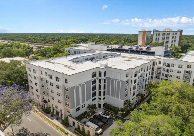 2nd image of 206 E S St, ORLANDO, FL 32801