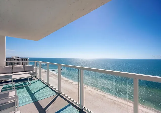 Homes for sale in Longboat Key, FL | 2425 Gulf Of Mexico Dr #14B, Longboat Key, FL 34228 | MLS# A4654664