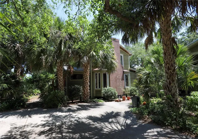 3rd image of 272 Orange St #A-B, Palm Harbor, FL 34683 | MLS# TB8392905