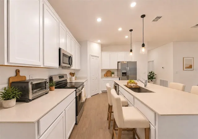 Photo 2 of Single family home for sale at 3977 Willowbrook Dr, Edgewater, FL 32141 | MLS# O6314903 | Listing updated on 2026-08-28