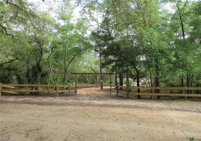1st image of 0 Se 10 St, Silver Springs, FL 34488 | MLS# OM702888