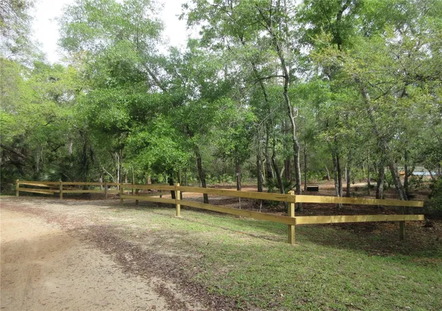 2nd image of 0 Se 10 St, Silver Springs, FL 34488 | MLS# OM702888