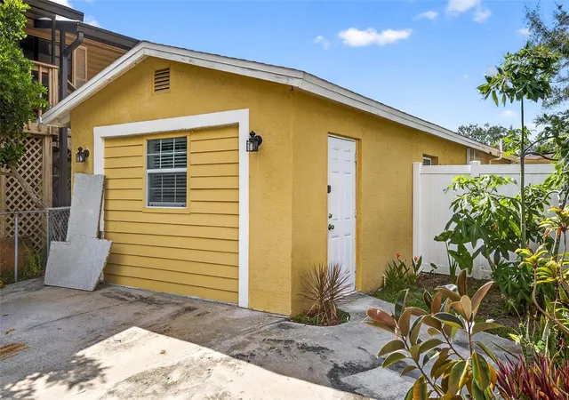 4th image of 3225 W Shell Point Rd, Ruskin, FL 33570 | MLS# TB8393264