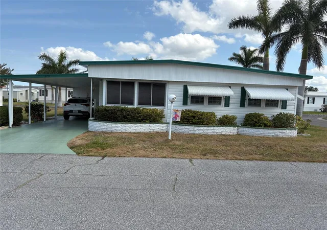 1st image of 408 49th A Ave E, Bradenton, FL 34203 | MLS# O6315269