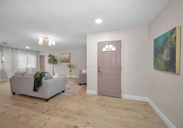 5th image of 1558 Cottonwood Ter, Dunedin, FL 34698 | MLS# TB8393587
