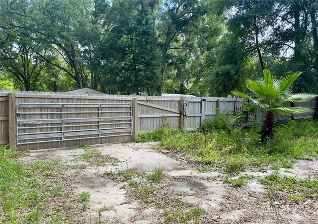 Homes for sale in Trenton, FL | 930 Ne 14Th Ave, Trenton, FL 32693 | MLS# GC531530