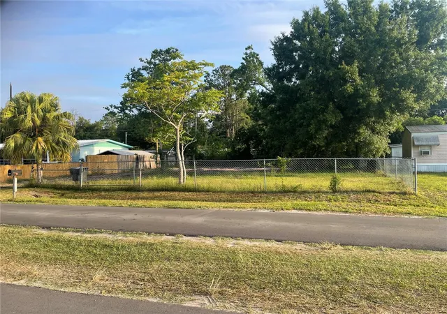 2nd image of 7018 S 51st Ave, Tampa, FL 33619 | MLS# TB8394349