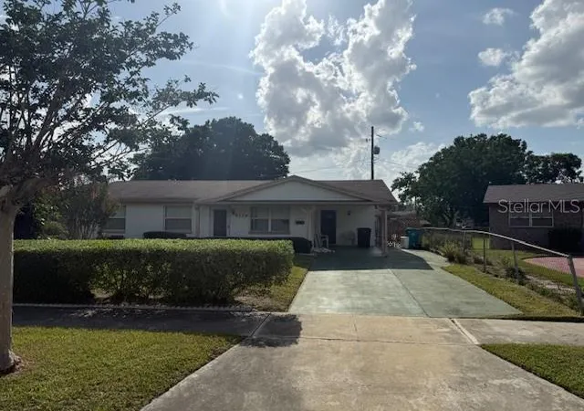 Photo 1 of Sale Pending at 4339 Solomon Dr, Orlando, FL 32811 | MLS# S5128542 | Listing updated on 2026-03-07