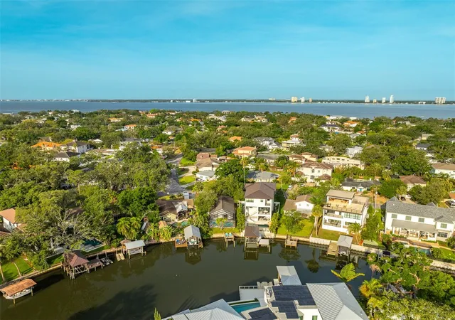 4th image of 593 Marmora Ave, Tampa, FL 33606 | MLS# TB8394793