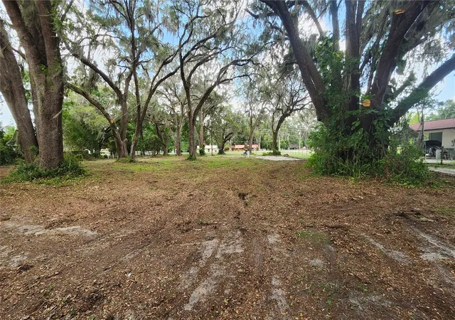 Photo 2 of Land for sale at 7059 Se County Hwy 25a, Belleview, FL 34420 | MLS# G5098063 | Listing updated on 2025-12-22