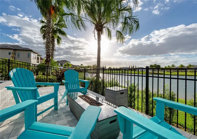 Photo 4 of Sale Pending at 884 Golden Bear Dr, Reunion, FL 34747 | MLS# O6316561 | Listing updated on 2026-09-02