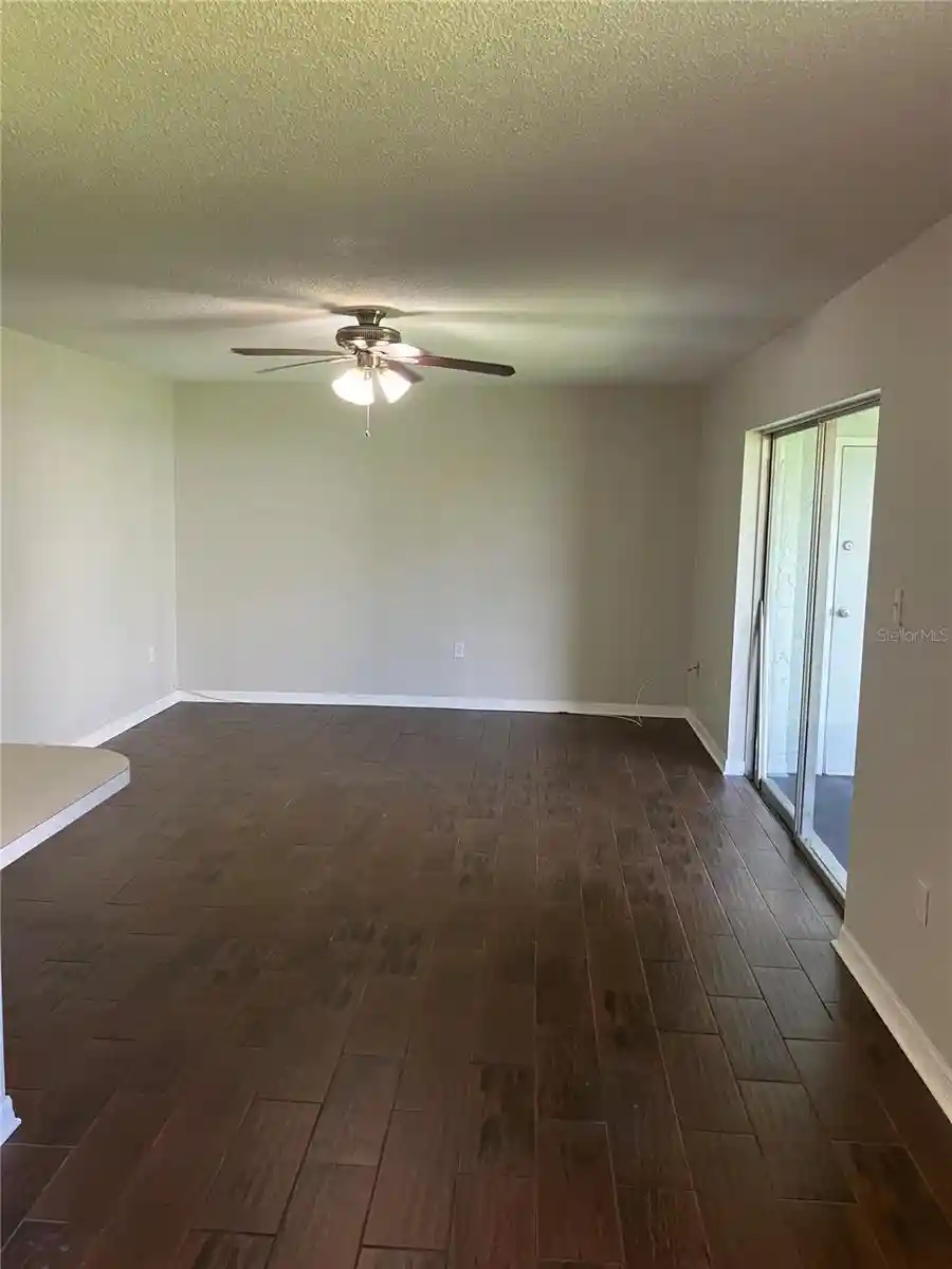 Listing Photo 2 - Condo for sale in 337 S Mcmullen Booth Rd located at 337 S Mcmullen Booth Rd, CLEARWATER, FL 33759 - Unit #157